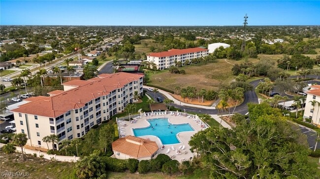 Building Photo - 4015 Palm Tree Blvd