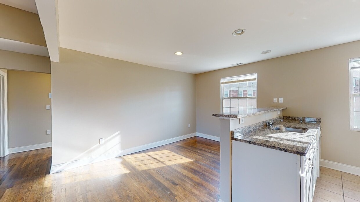 Photo - Rodgers Forge Apartments