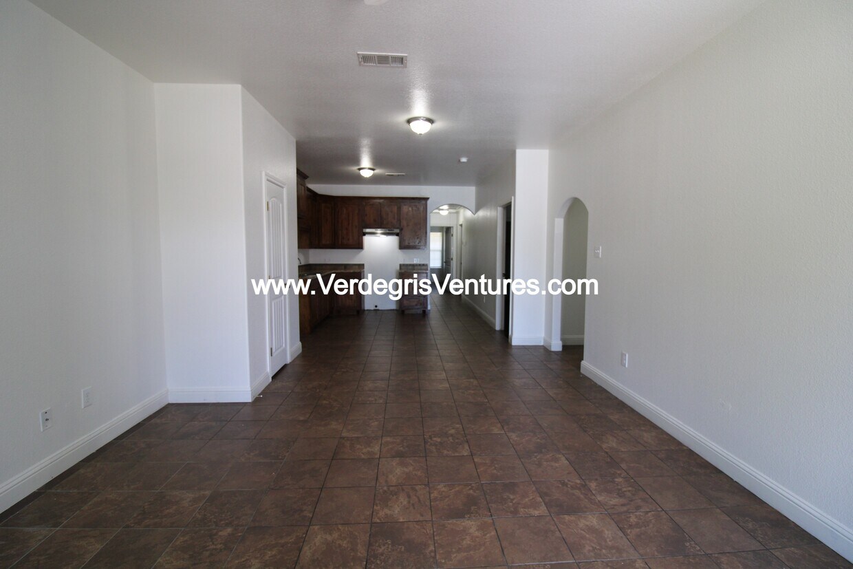 8131 Tanner Ave, Fort Worth, TX 76116 House for Rent in Fort Worth