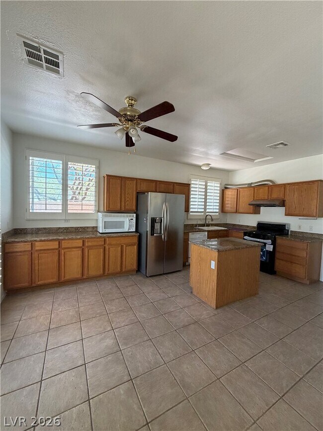 Foto del edificio - 10644 Austin Bluffs Way