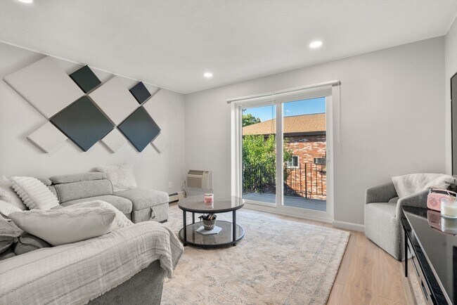 Building Photo - 23 Westgate Rd