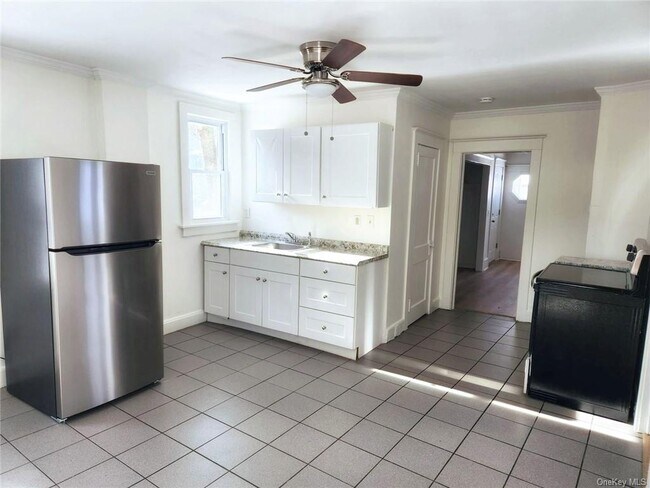 Foto del edificio - 2 Poplar St