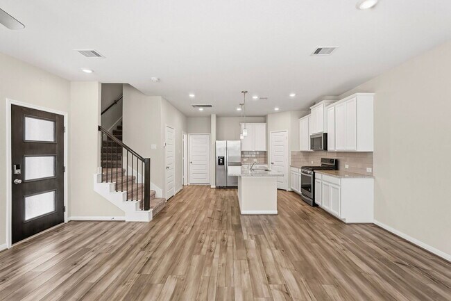 Foto del edificio - 1516 Lakeline Oak Dr