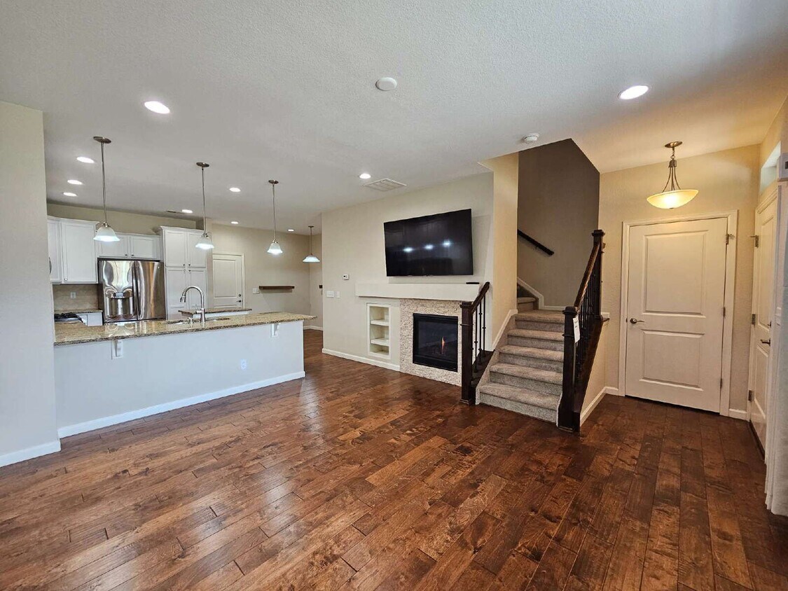 Photo - 9071 E Phillips Dr