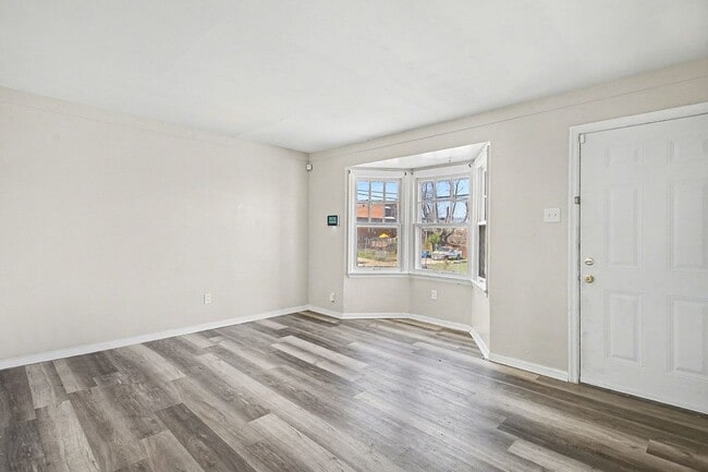 Building Photo - 7030 Emma Ave