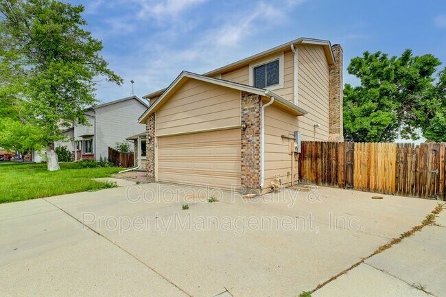 Building Photo - 2849 E 102nd Ave