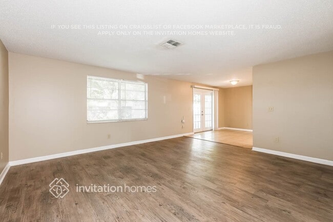 Building Photo - 12702 Sybila Pl