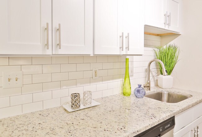 2HAB, 2BA - Renovado - Country Club