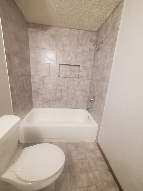 Building Photo - 2435 SW 90th Pl