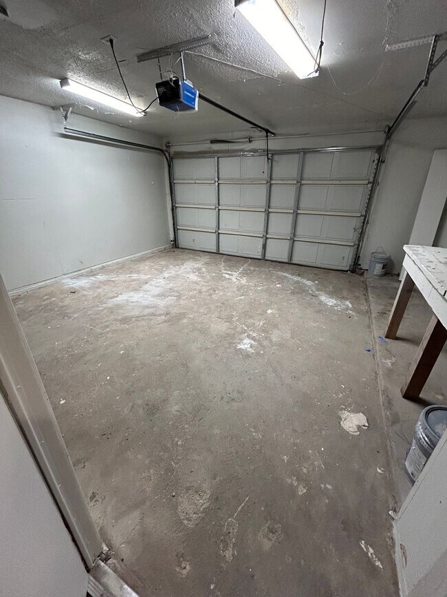 Building Photo - A hassle-free lifestyle