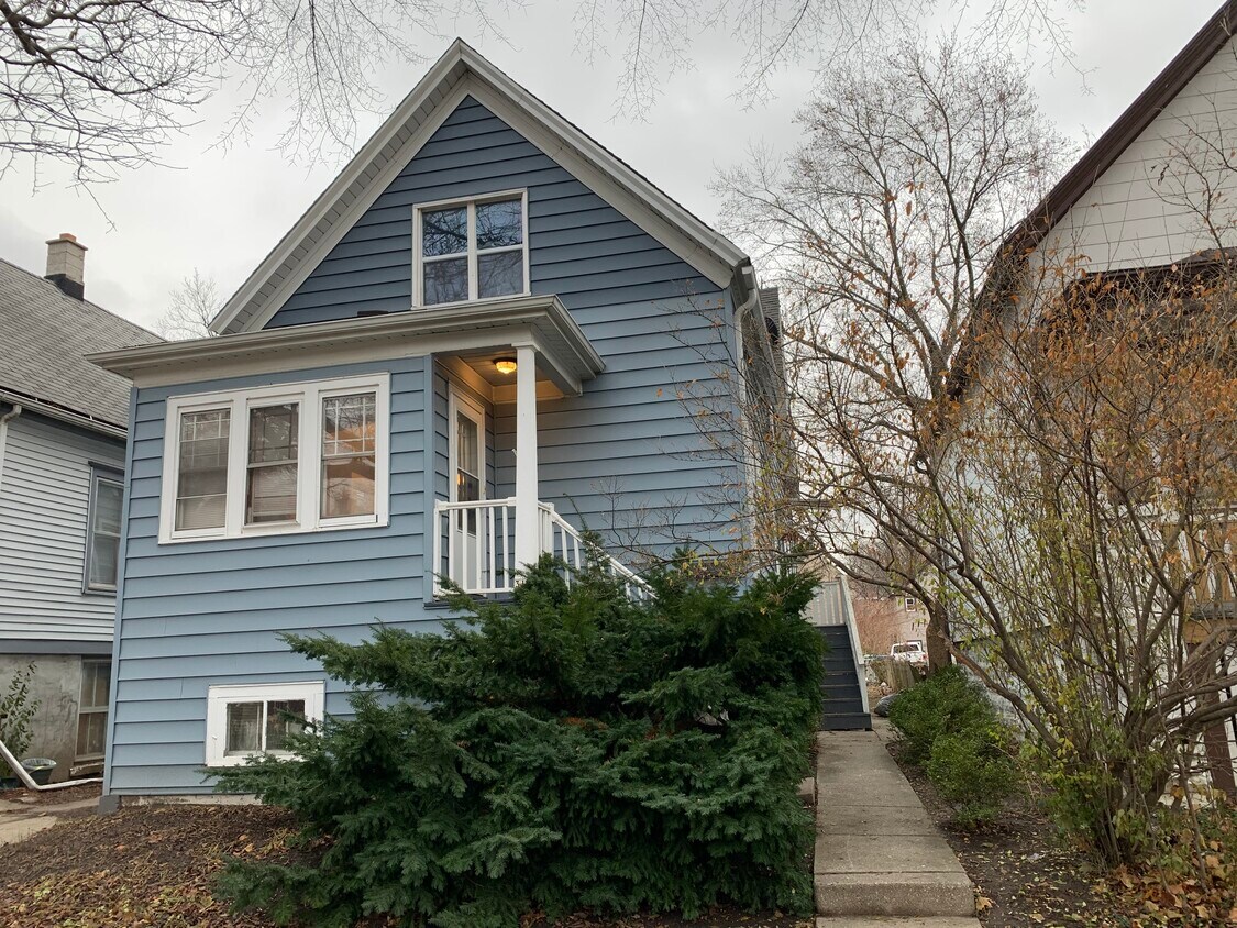 Primary Photo - 318 N 41st St