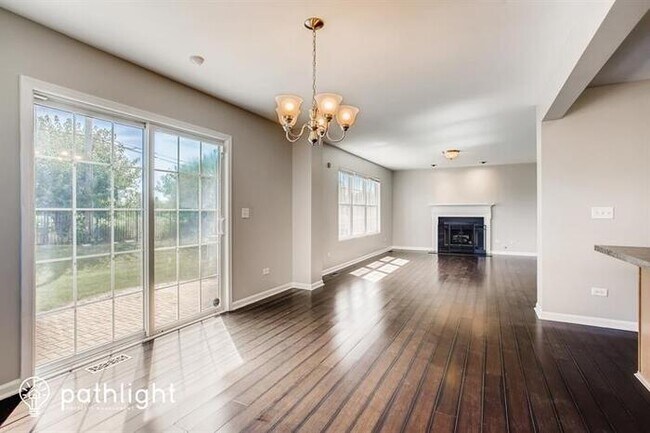 Building Photo - 1608 Shady Oak Rd, Joliet, IL, 60431