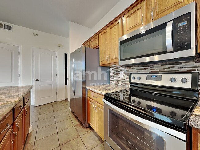 Foto del edificio - 2209 N 135th Dr