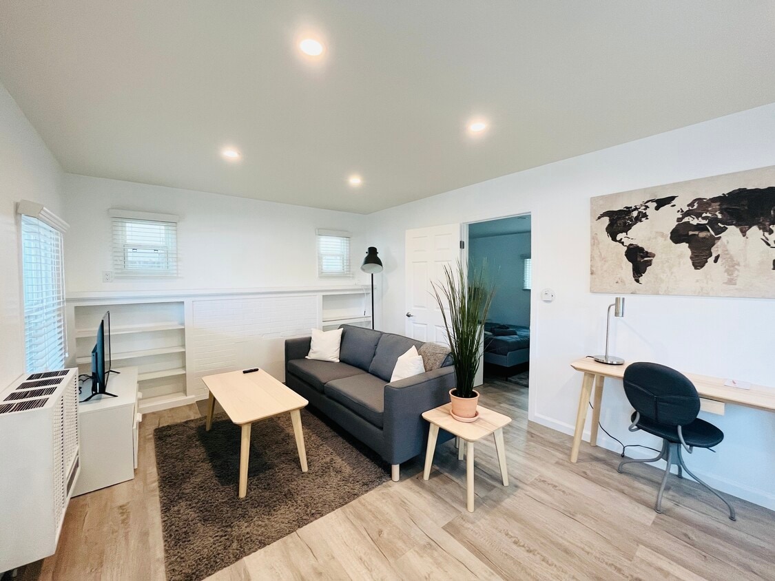 713 N Lucia Ave, Redondo Beach, CA 90277 House for Rent in Redondo