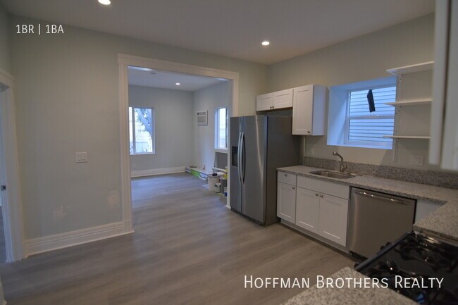 Foto del edificio - 1336 S Catalina St