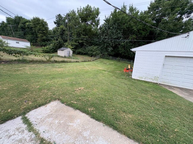 Building Photo - 1449 Wichita Dr S