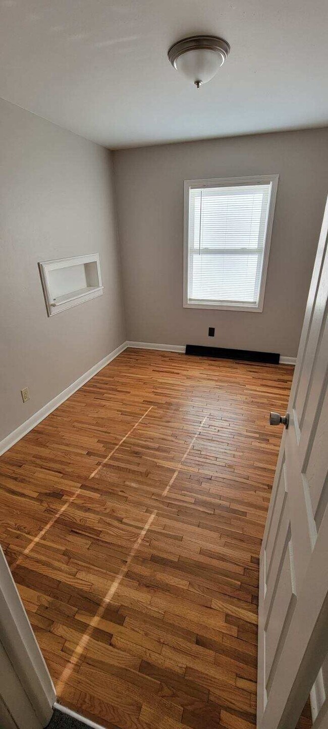 Bedroom 2 - Upstairs - 1615 7th Ave S