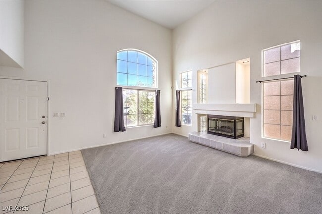 Foto del edificio - 8736 Raindrop Canyon Ave