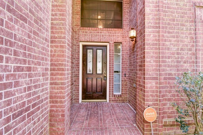 Building Photo - 818 Desert Rose Pl