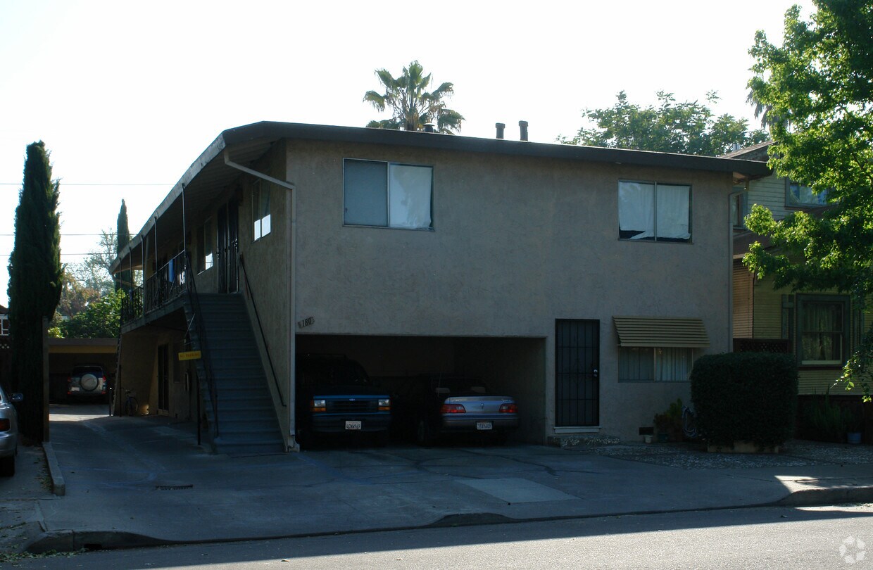 Primary Photo - 180 S 15th St