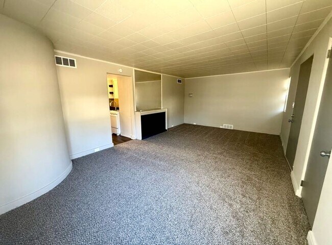 Foto del edificio - 120 36th St NE