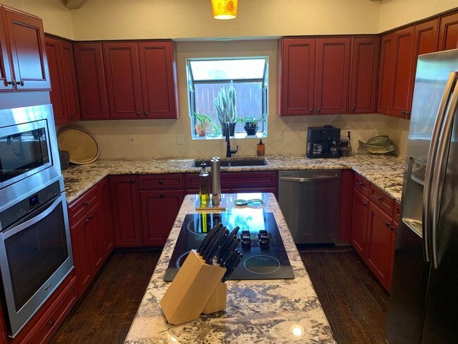 Foto del edificio - 10939 Marsh Ln