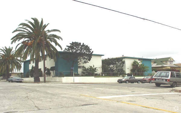 Primary Photo - 386-390 W 1st St