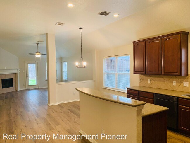 Building Photo - 4 br, 2 bath House - 2357 Evening Song Dr.