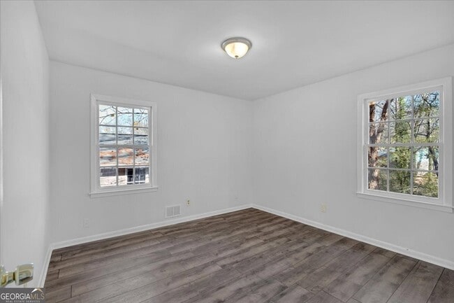 Building Photo - 2080 Bluffton Way