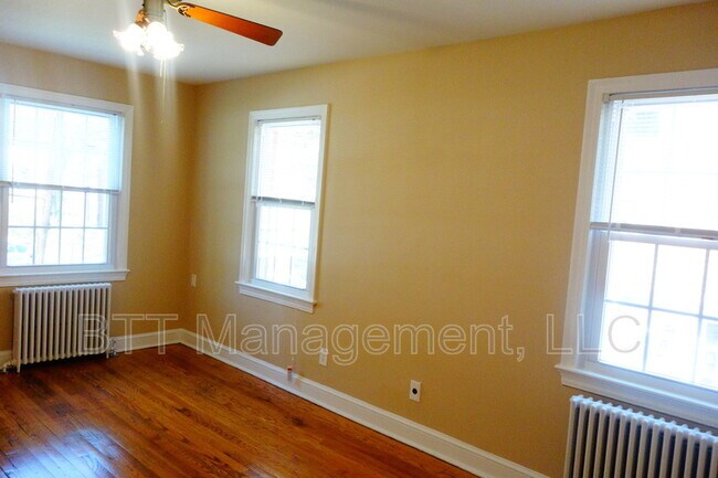 Foto del edificio - 8401 Greenwood Ave