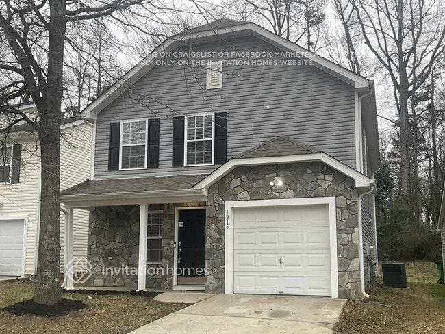 Building Photo - 1215 Pinehaven Ct