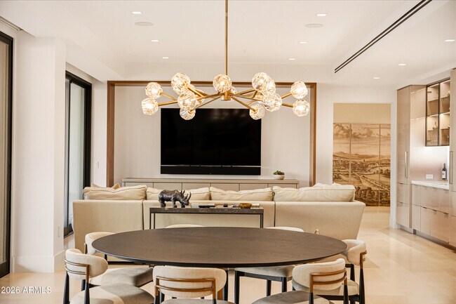 Foto del edificio - 6587 N Palmeraie Blvd