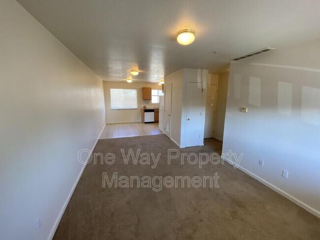 Foto del edificio - 3014 W 7th St