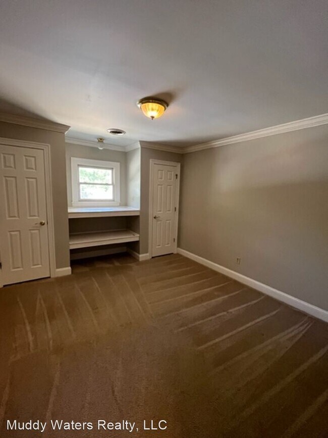 Building Photo - 5 br, 3 bath House - 1010 Cleveland St