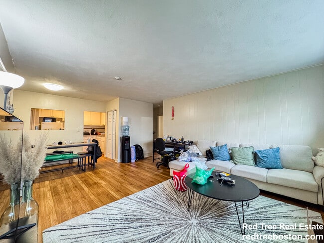 Photo - 11 Hodges Ave Apartment