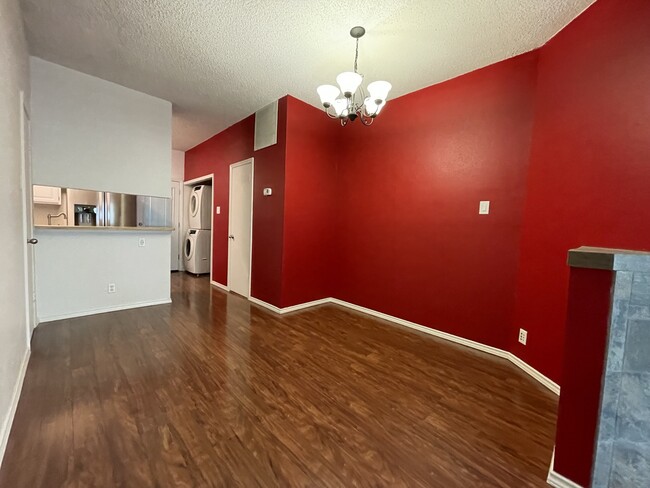 Foto del edificio - 1809 Gary's Park St