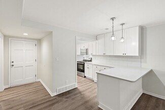 Building Photo - 187 S Eagle Creek Dr