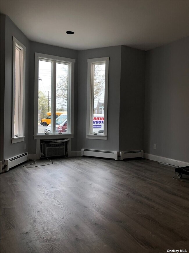 Building Photo - 90-46 Borkel Pl