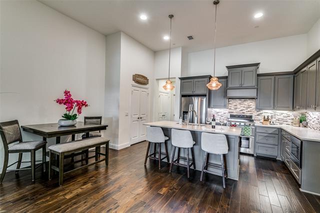 Foto del edificio - 1150 Foxglove Ln