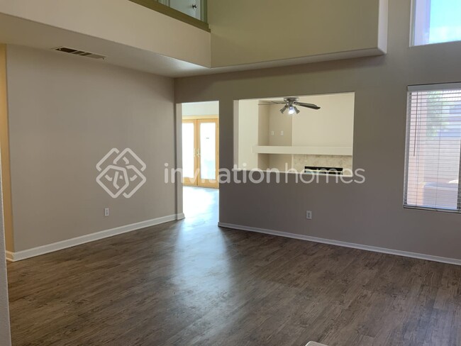 Building Photo - 1729 Splinter Rock Way