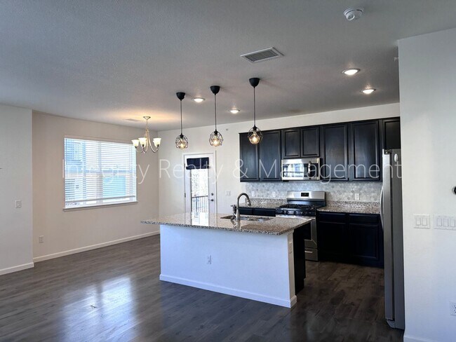 Foto del edificio - 4644 Copeland Lp