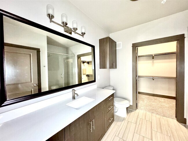 Foto del edificio - 5454 Washington Ave