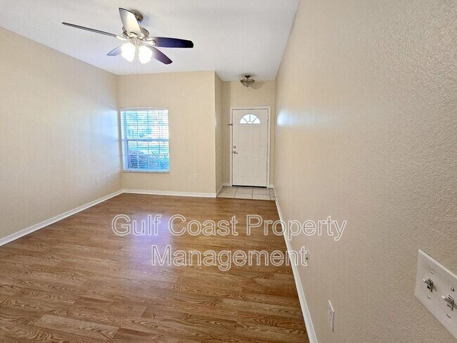 Foto del edificio - 7556 Plantation Cir