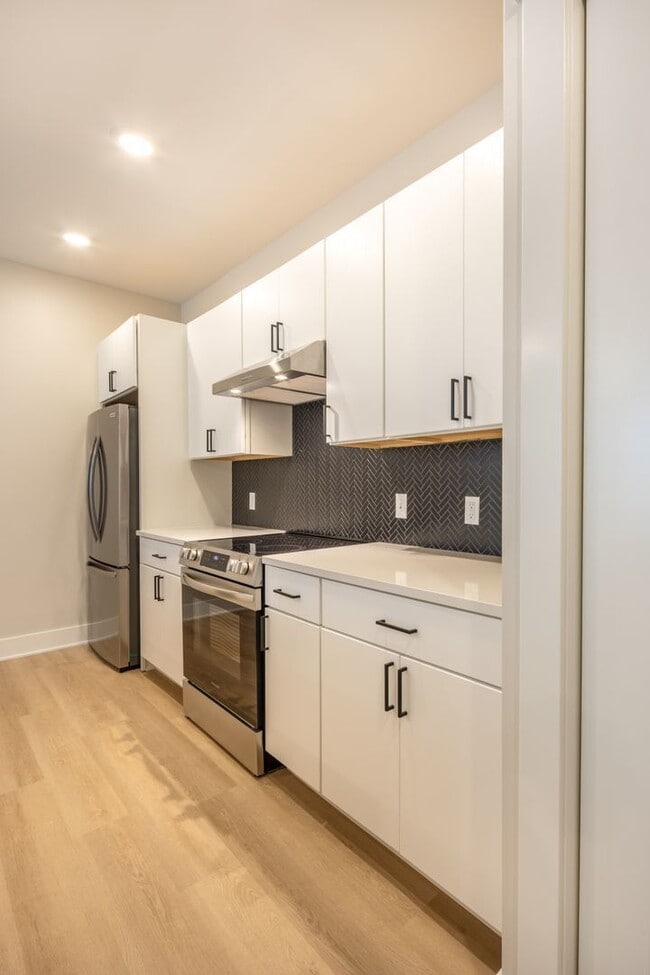 Building Photo - 3066 Fayette Ave SW