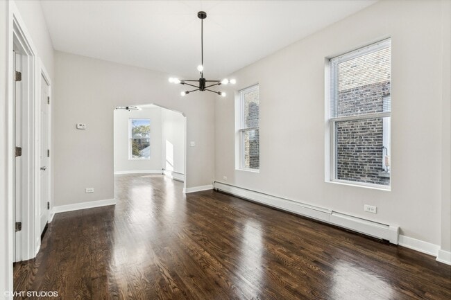 Building Photo - 1754 E 73rd St