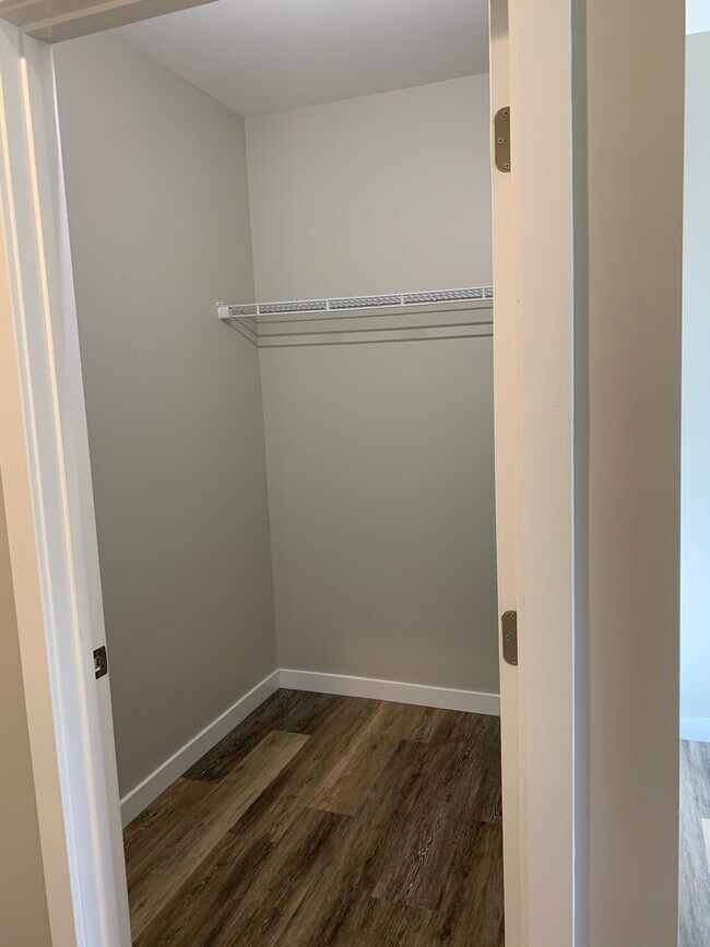 Building Photo - Staunton Townhomes 201-214