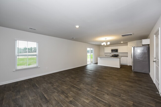 Building Photo - 157 King Buck Drive