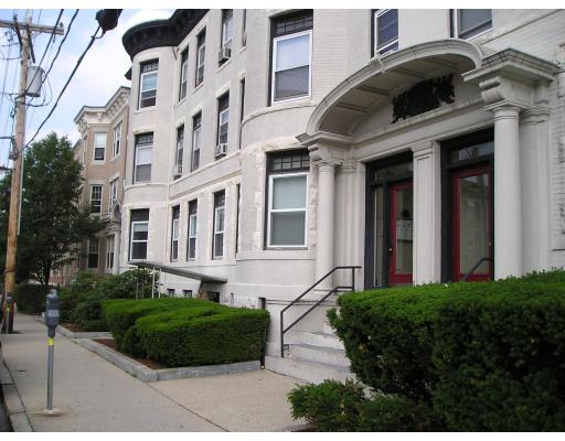 Primary Photo - 17 Green St