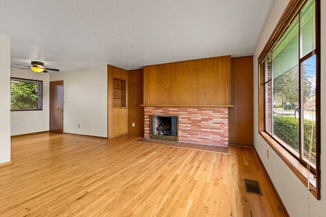 Foto del edificio - 3930 N Kilpatrick St