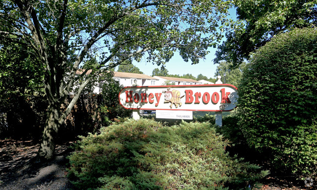 Foto del edificio - Honey Brook